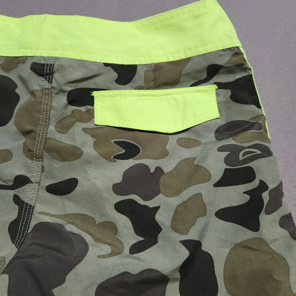 Castaways 71672 Mens Board Shorts Swim Trunks S 30 Camo Neon Orange Trim 142